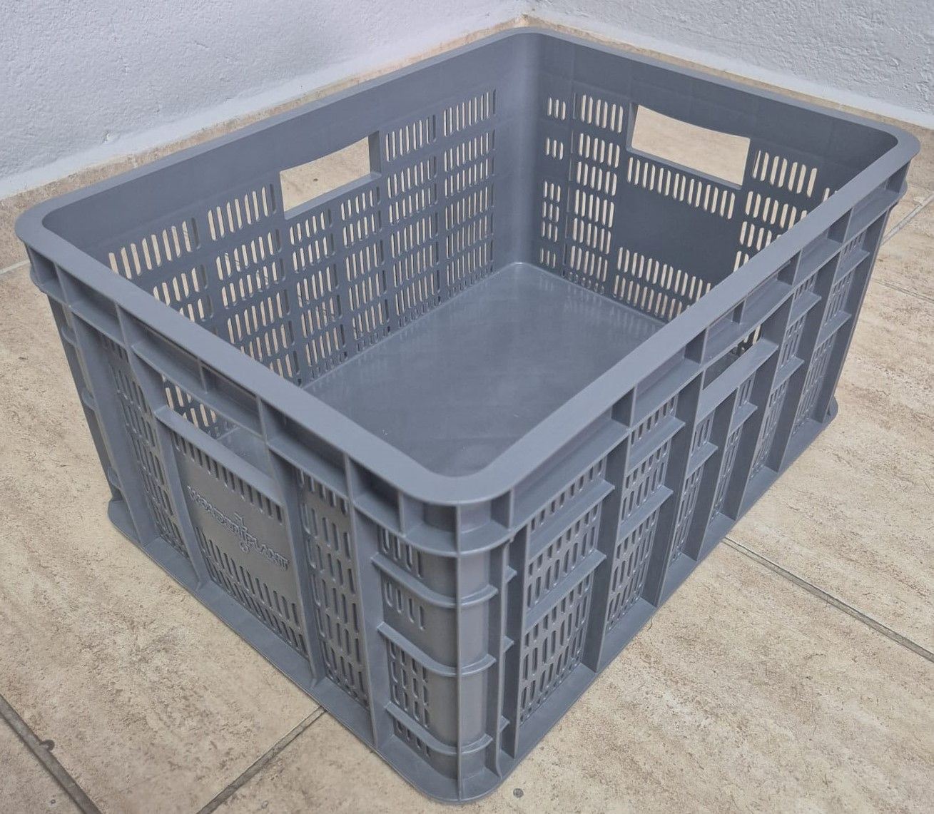 40x30x20 Perforated Side, Solid Bottom Plastic Crate