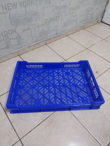60x40x10 Perforated Plastic Crate with Terrace