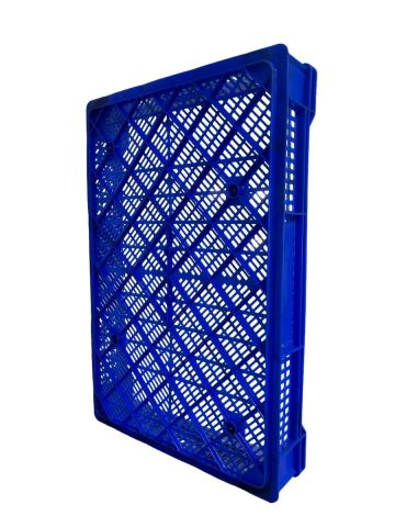 60x40x10 Perforated Plastic Crate with Terrace